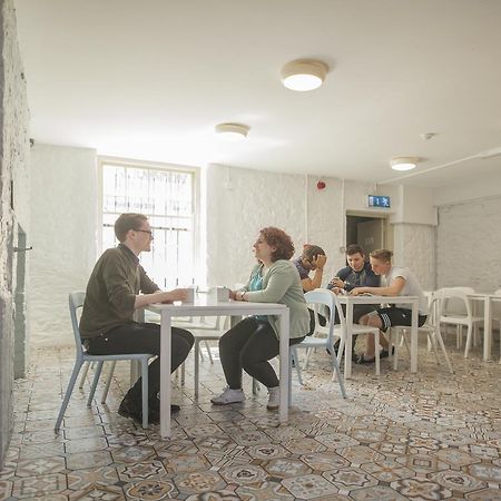 Abrahams Hostel Dublin Exteriör bild